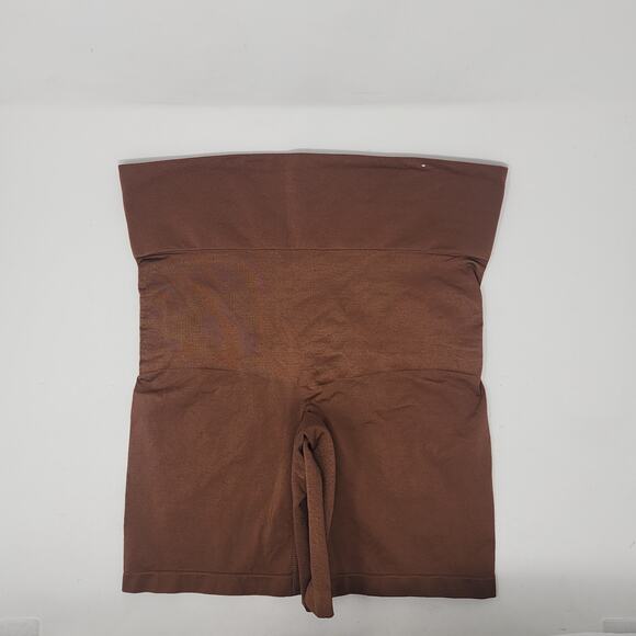 CACIQUE - WOMEN'S 18/20- TAN THE SLIMMER ULTRA HIGH WAIST SHORT Spandex Brown - Picture 1 of 5